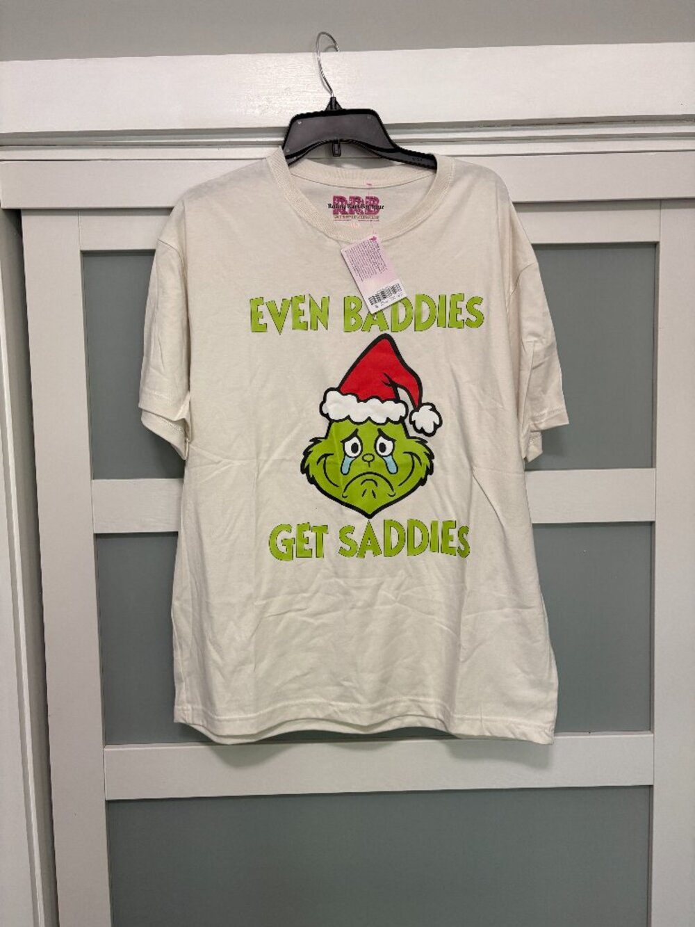 Rolling Rack Boutique  Grinch Christmas Sad Even Baddies Get Saddies T-shirt M/L